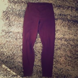 Maroon workout leggings